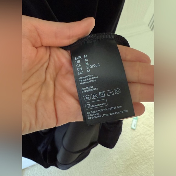 H&M NWT Black velvet kimono sleeve wrap dress size M - Picture 7 of 8